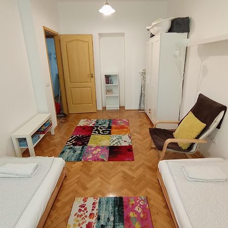 Gizella Apartman Eger Ngoại thất bức ảnh
