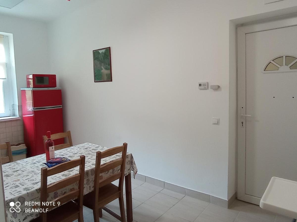 Gizella Apartman Eger Ngoại thất bức ảnh