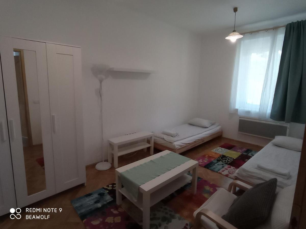 Gizella Apartman Eger Ngoại thất bức ảnh